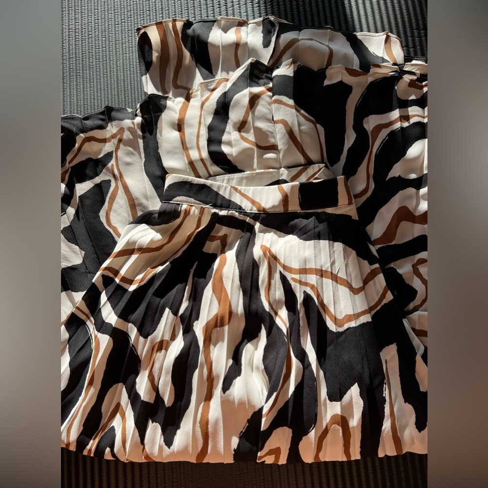Flowy Pleated Midi Skirt